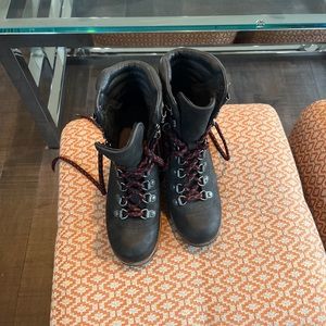 Sorel women’s boots